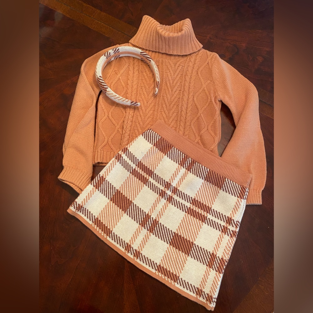 Tahari matching set.